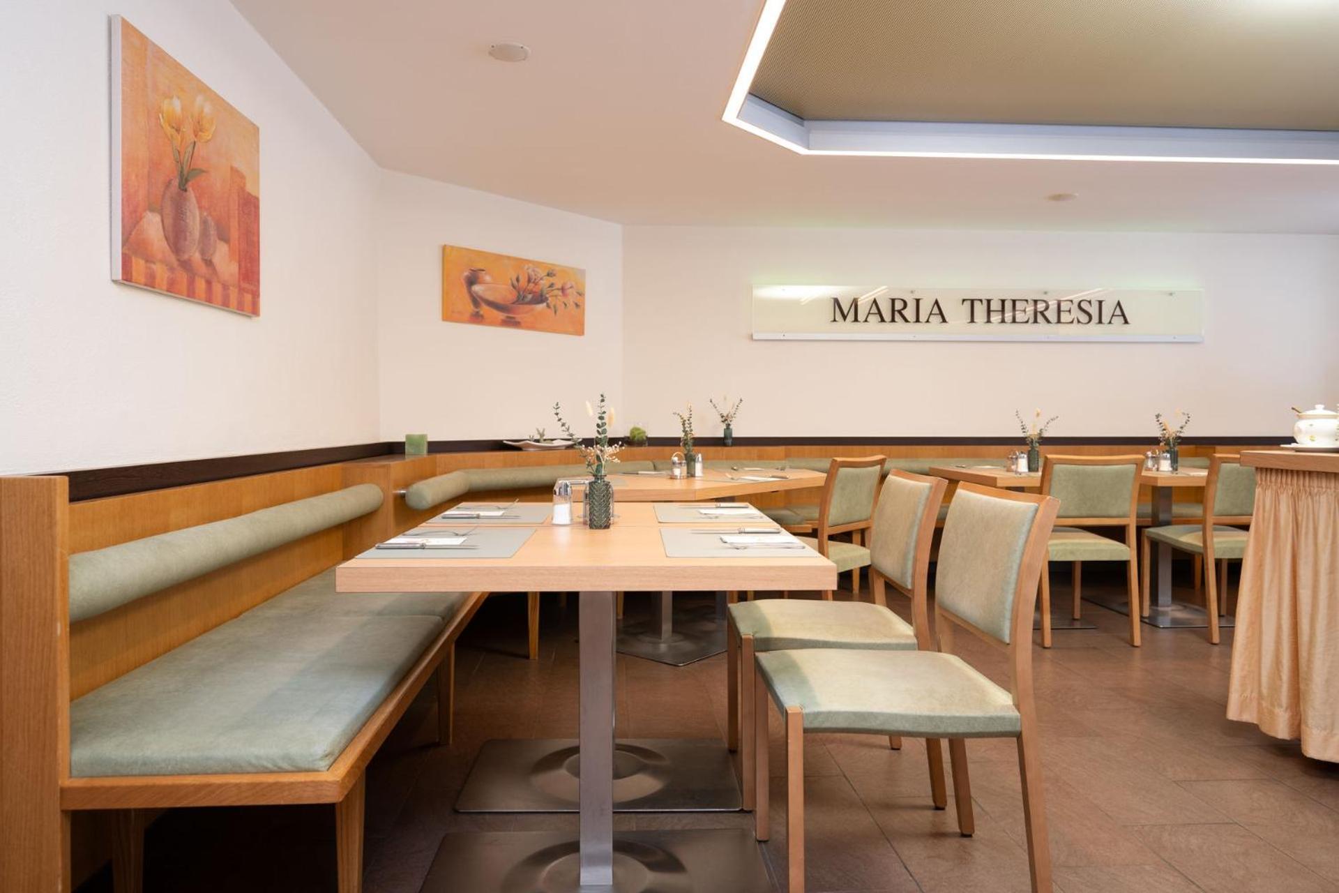 Hotel Garni Maria Theresia Сьолден Екстериор снимка