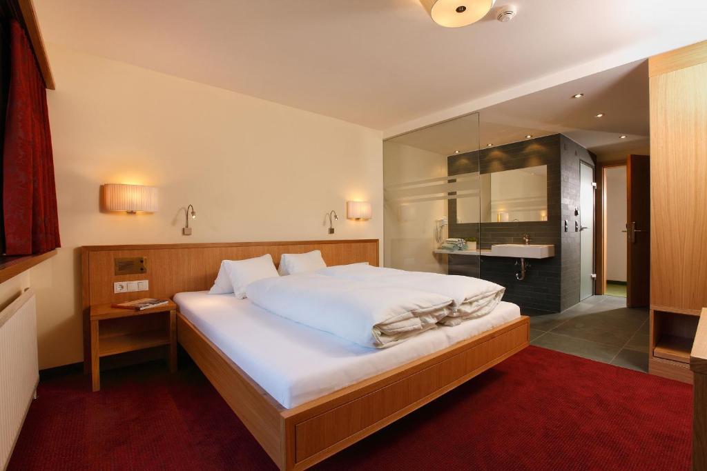 Hotel Garni Maria Theresia Сьолден Екстериор снимка