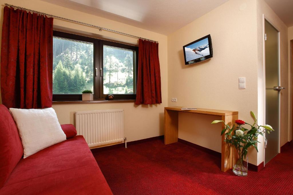 Hotel Garni Maria Theresia Сьолден Стая снимка